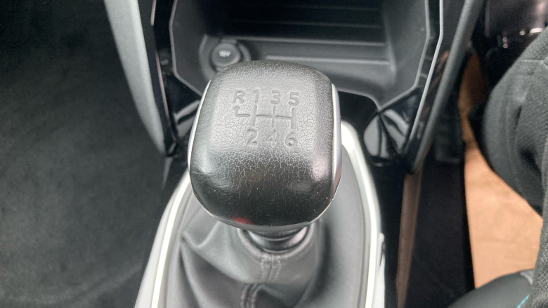 Peugeot 208 1.2 PureTech 100 Allure Premium 5dr Petrol Hatchback